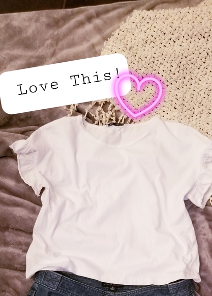ZARA White T with Ruffled Short Sleeve - Picture 1 of 4